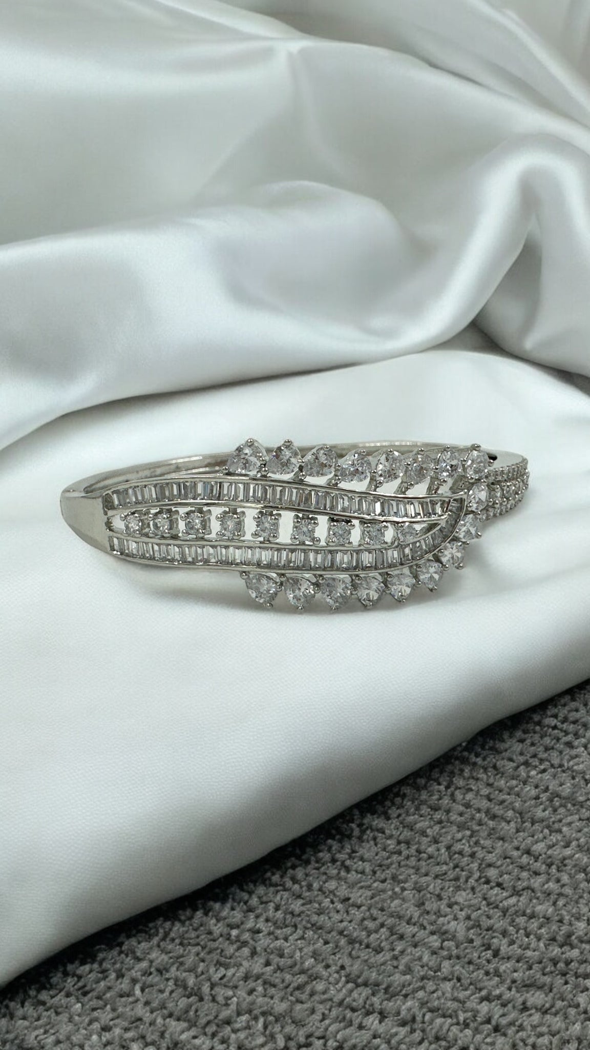 Swaroski Bracelet 92.5 Silver for Her Lock Modal CZ Stone With Silver Polish